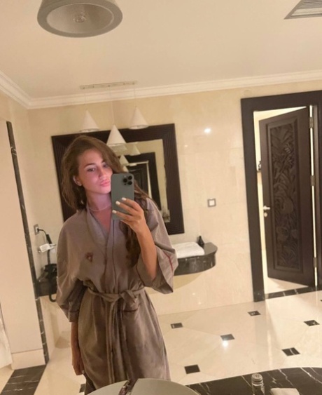 Kuloğlu Acentasız Bağımsız Escort Bayan Sofia