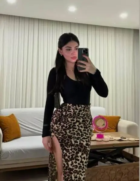 BEYOĞLU VIP Escort CEYDA - Doğrulanmış Model
